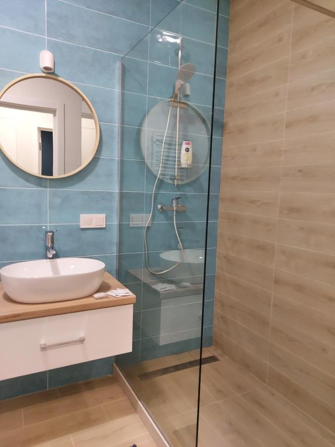 Prestige Apartments Ρίβνε Εξωτερικό φωτογραφία